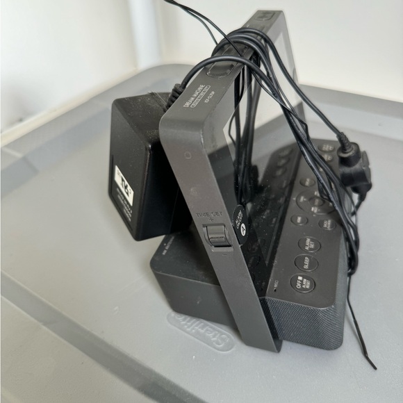 Sony ICF-CL75IP Dream Machine clock radio - Picture 4 of 7